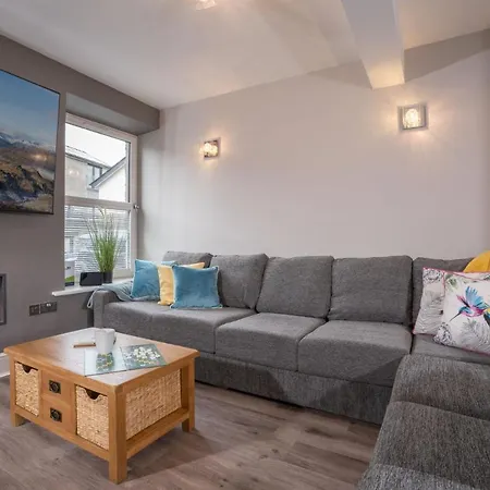 2 Bedroom 2 Bathroom By Letmestay Ferienhaus *